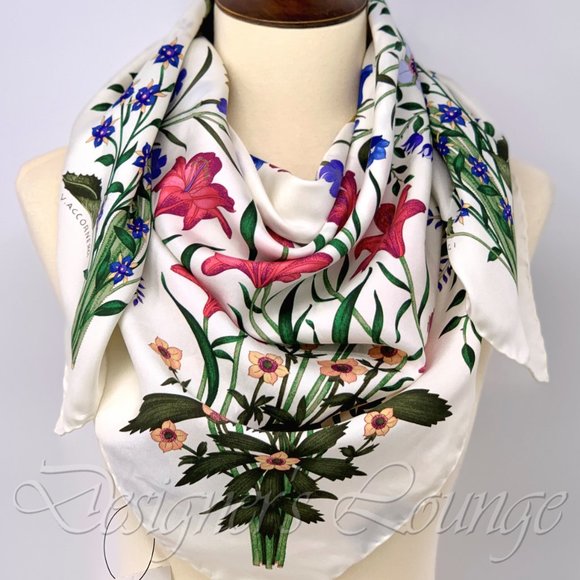 NWT GUCCI Flora Silk Twill Multicolor Logo 34" Square Scarf $495 Authentic - Picture 2 of 8